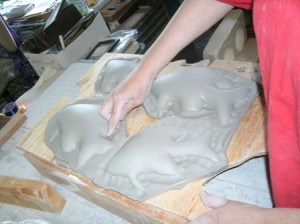 molding ceramic art sculptures